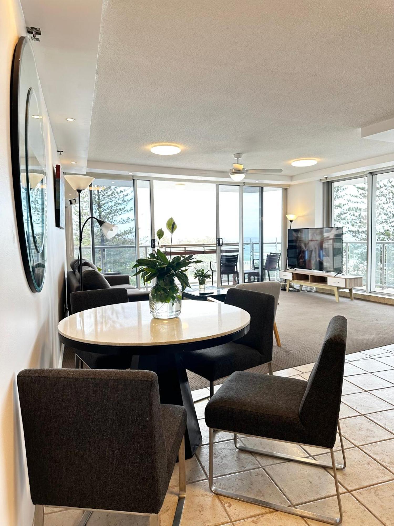Core Beachfront 2 Bedrooms By Premium Apartment Gold Coast